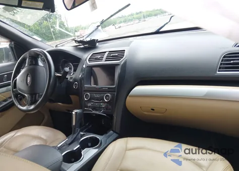 2017 Ford Explorer Xlt z USA, uszkodzony, nr VIN 1FM5K8D81HGD14706